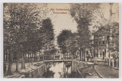 18233 Gezicht op de Grift en het Boveneind te Veenendaal.